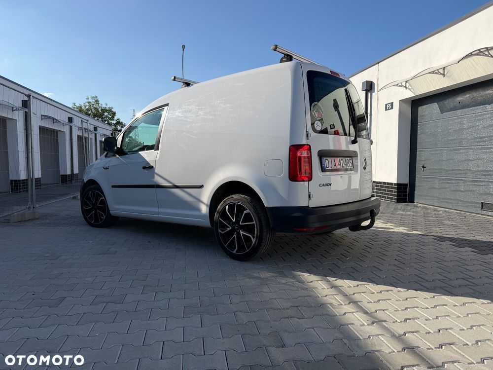 Volkswagen Caddy Comfortline DSG - 8
