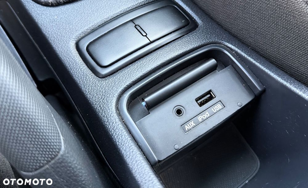 Kia Sportage 2.0 Tour 2WD - 27