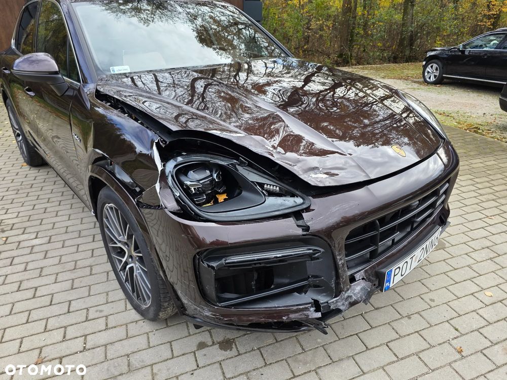 Porsche Cayenne E-Hybrid Platinum Edition - 4