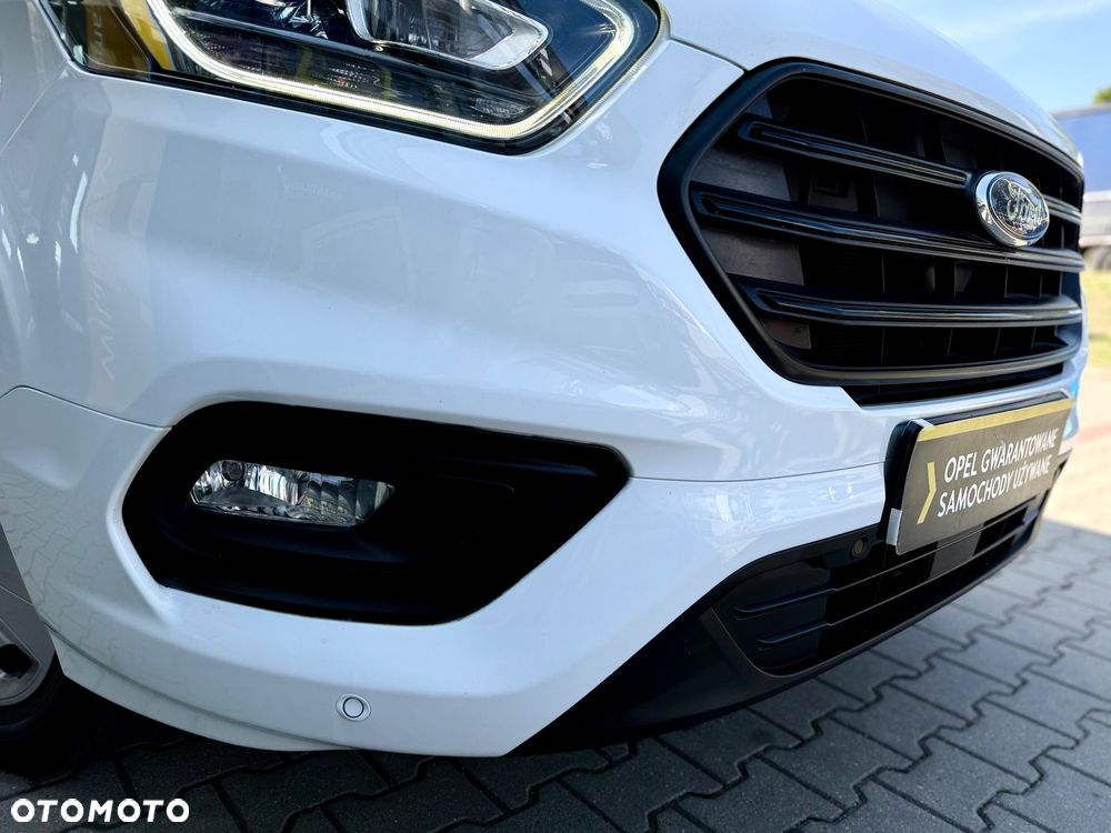 Ford TRANSIT CUSTOM - 9