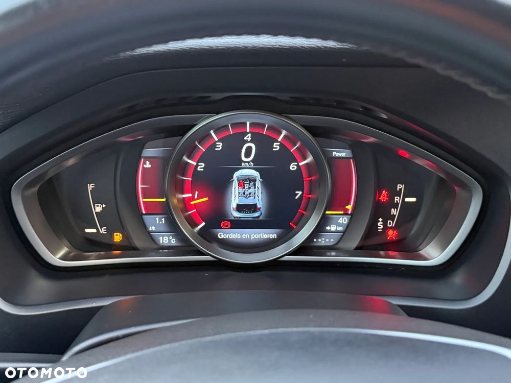 Volvo V40 T4 Powershift Momentum - 20