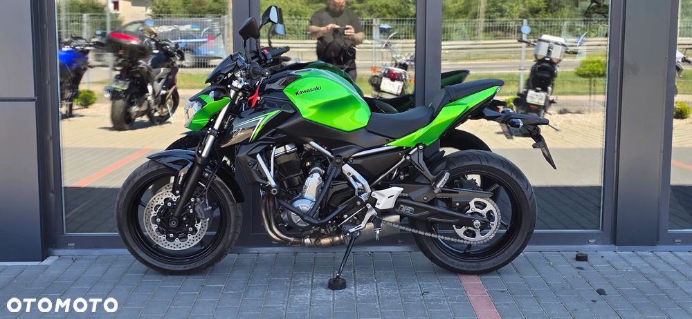 Kawasaki Z 650 - 22
