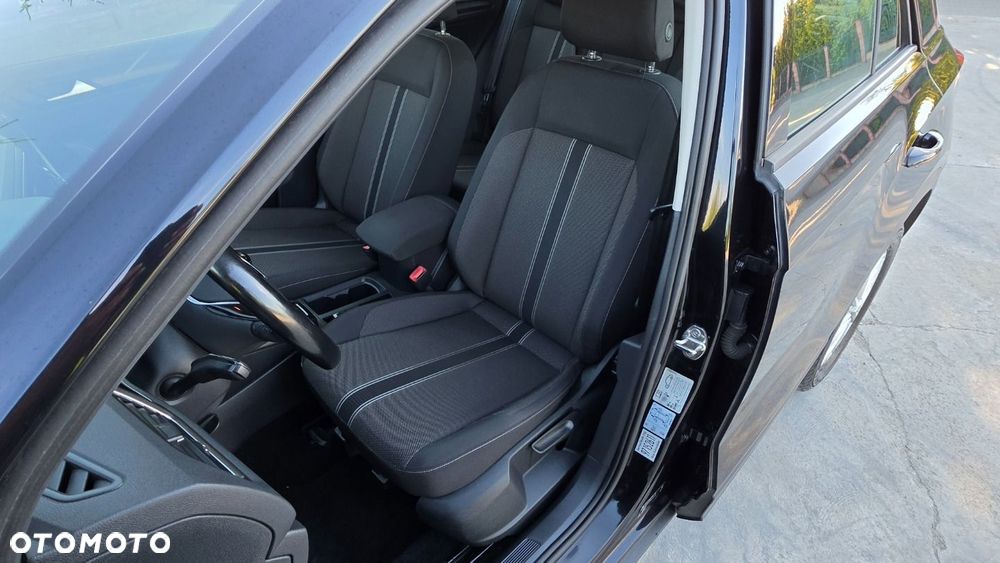 Volkswagen T-Roc - 20