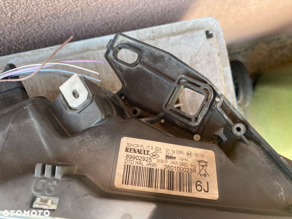 lampa scenic III prawa eu cała - 4