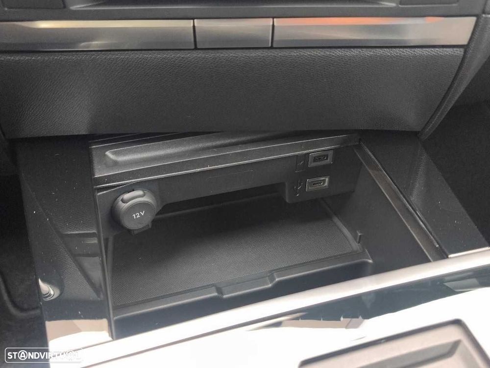 Opel Astra 1.2 T Hybrid GS eDCT - 25