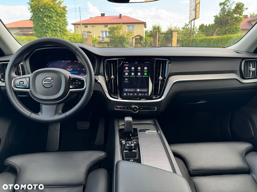 Volvo V60 B3 B Plus Dark - 10