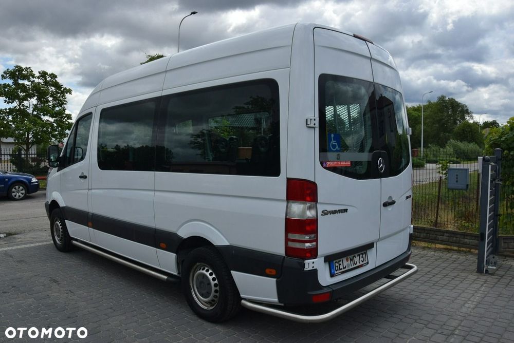 Mercedes-Benz Sprinter - 15