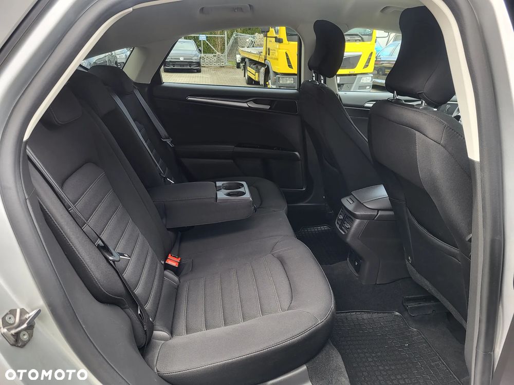 Ford Mondeo 2.0 EcoBlue Titanium - 11