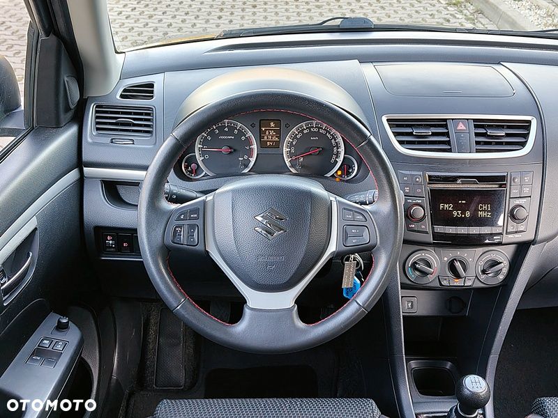 Suzuki Swift 1.2 Premium - 11