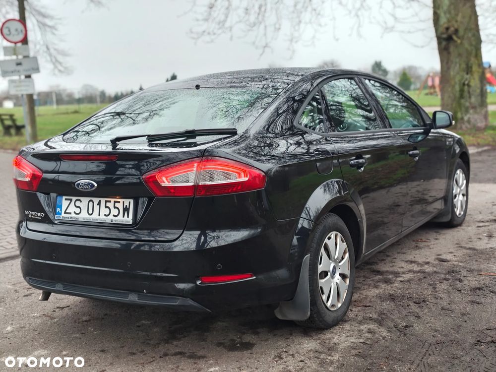 Ford Mondeo 2.0 FF Titanium - 14