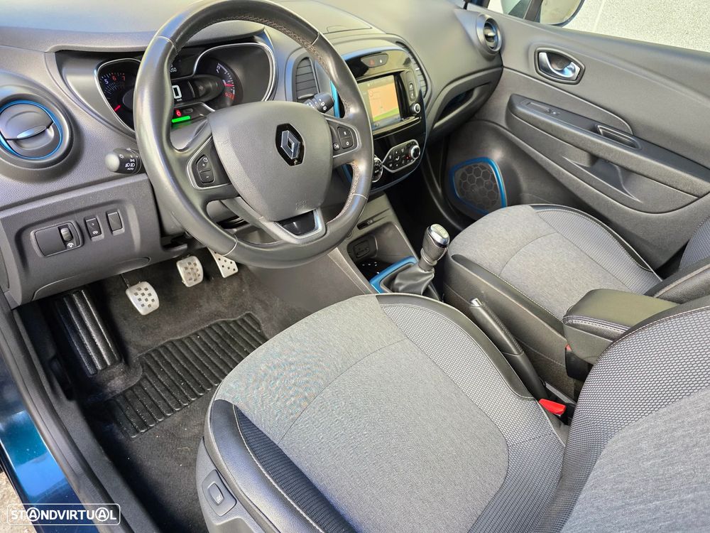 Renault Captur 1.2 TCe Exclusive XMOD - 28