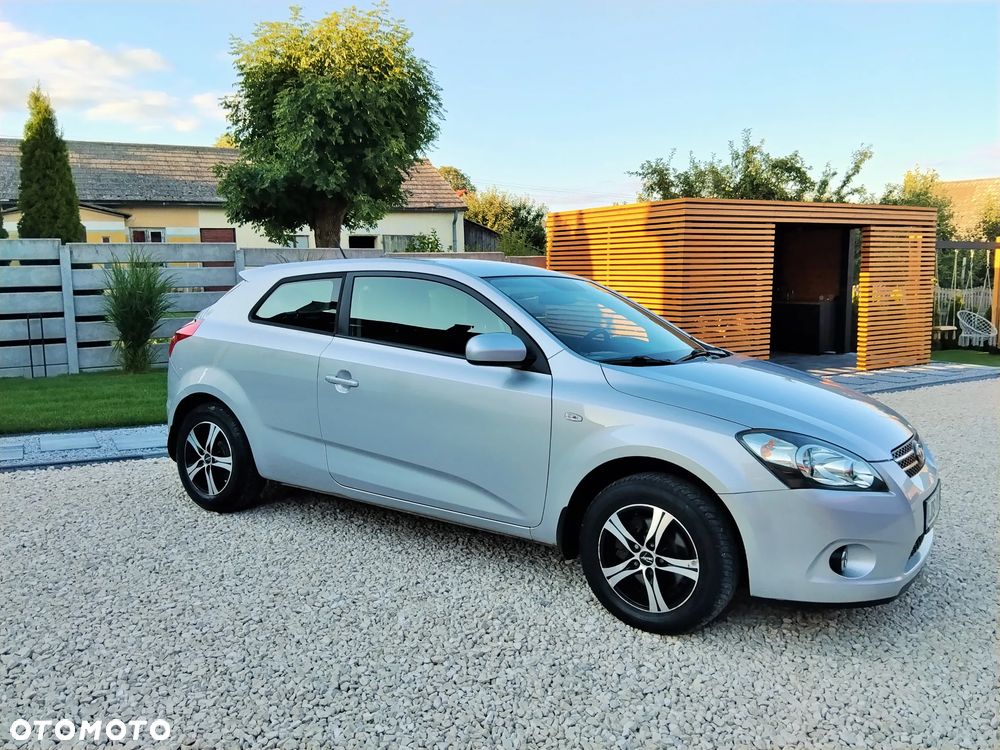 Kia ProCeed 1.6 CVVT Vision - 17