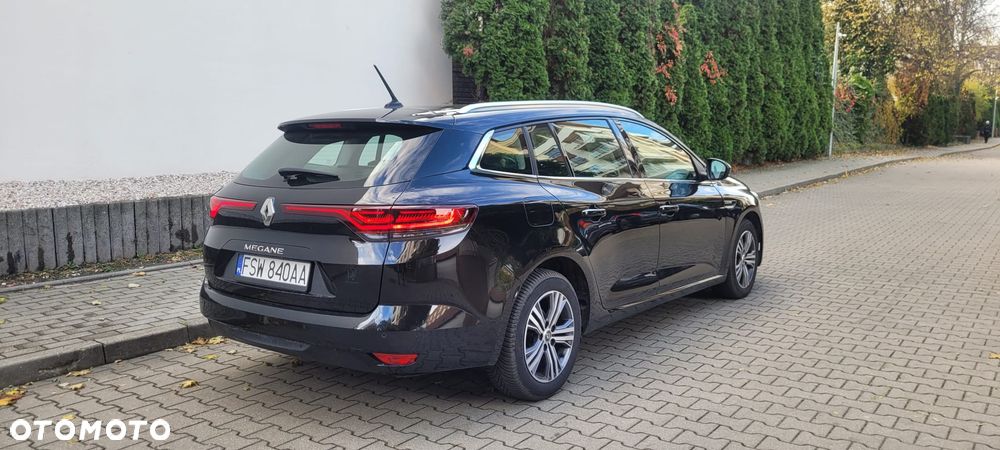 Renault Megane BLUE dCi 115 EDC BUSINESS EDITION - 24