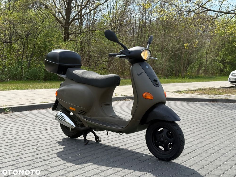 Piaggio Vespa - 5