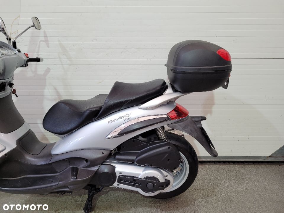 Piaggio Beverly - 11