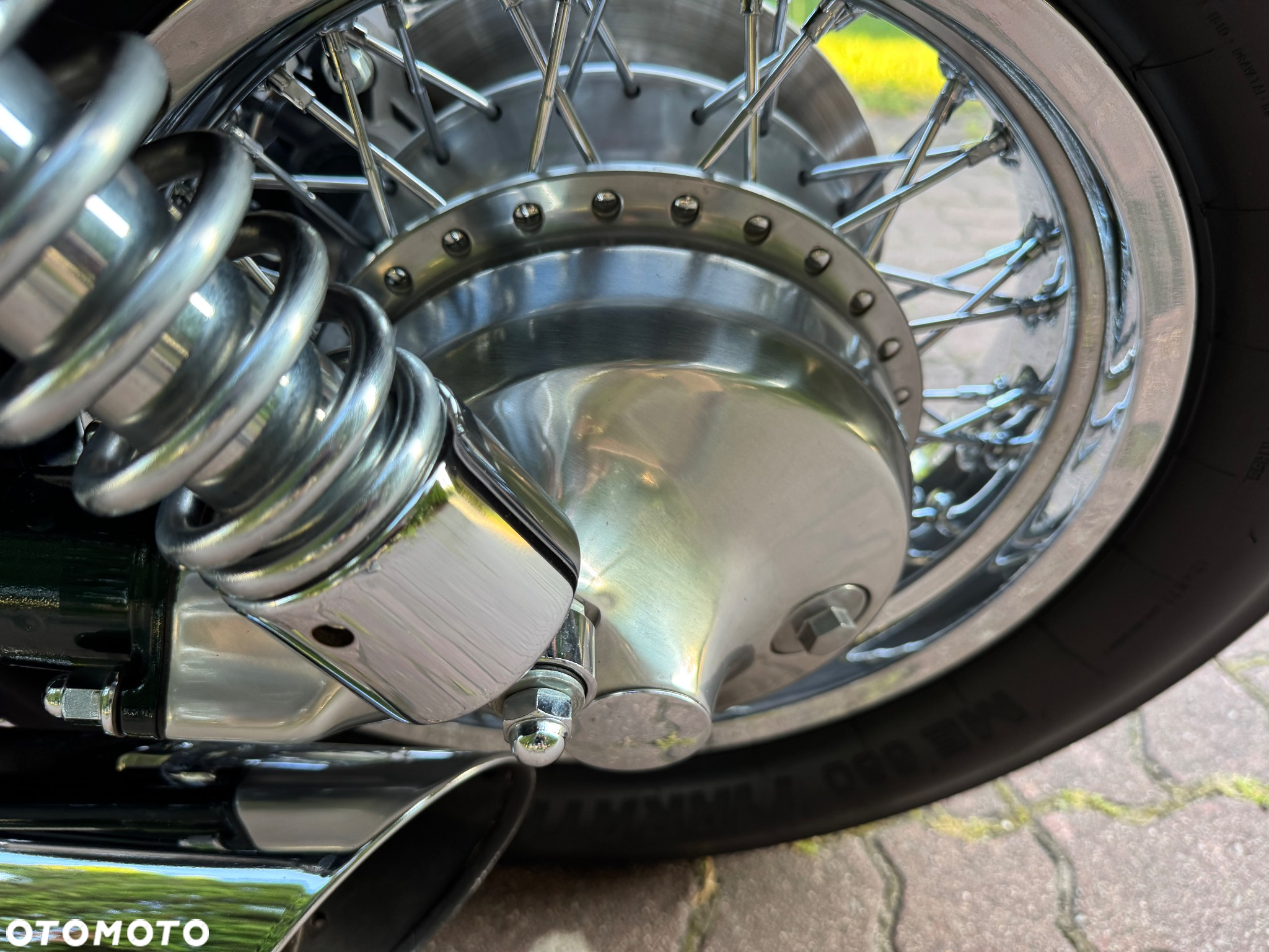 Suzuki Intruder - 13