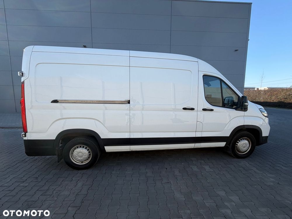 Maxus Deliver 9 - 4