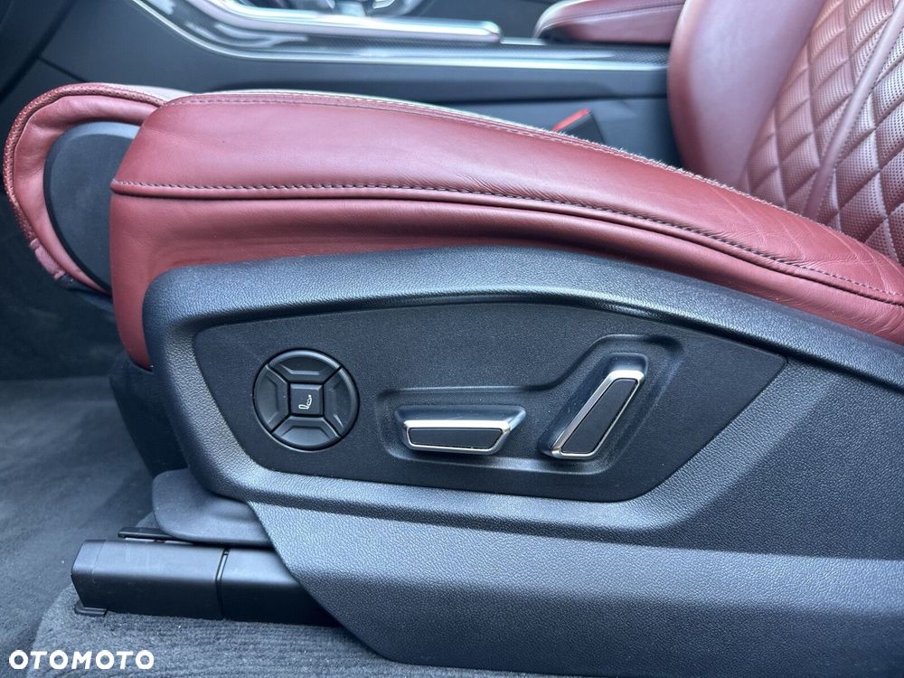 Audi SQ8 - 36