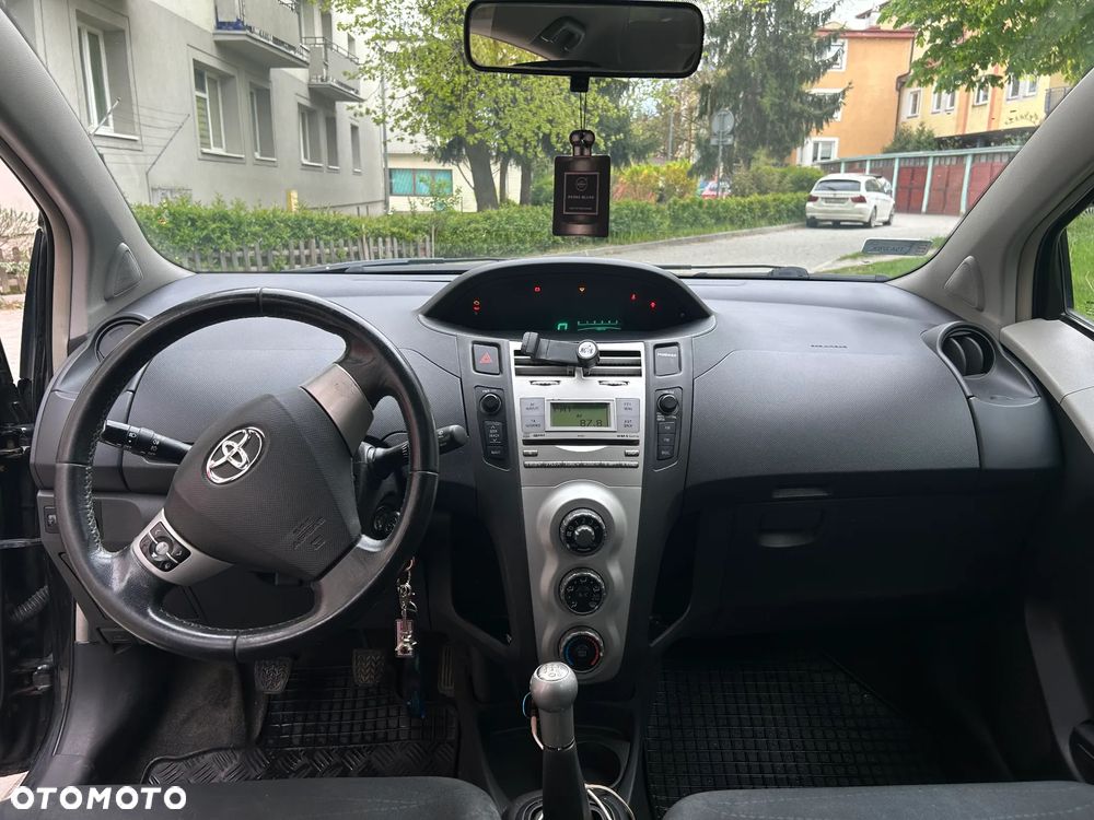 Toyota Yaris 1.4 D-4D Luna A/C - 6