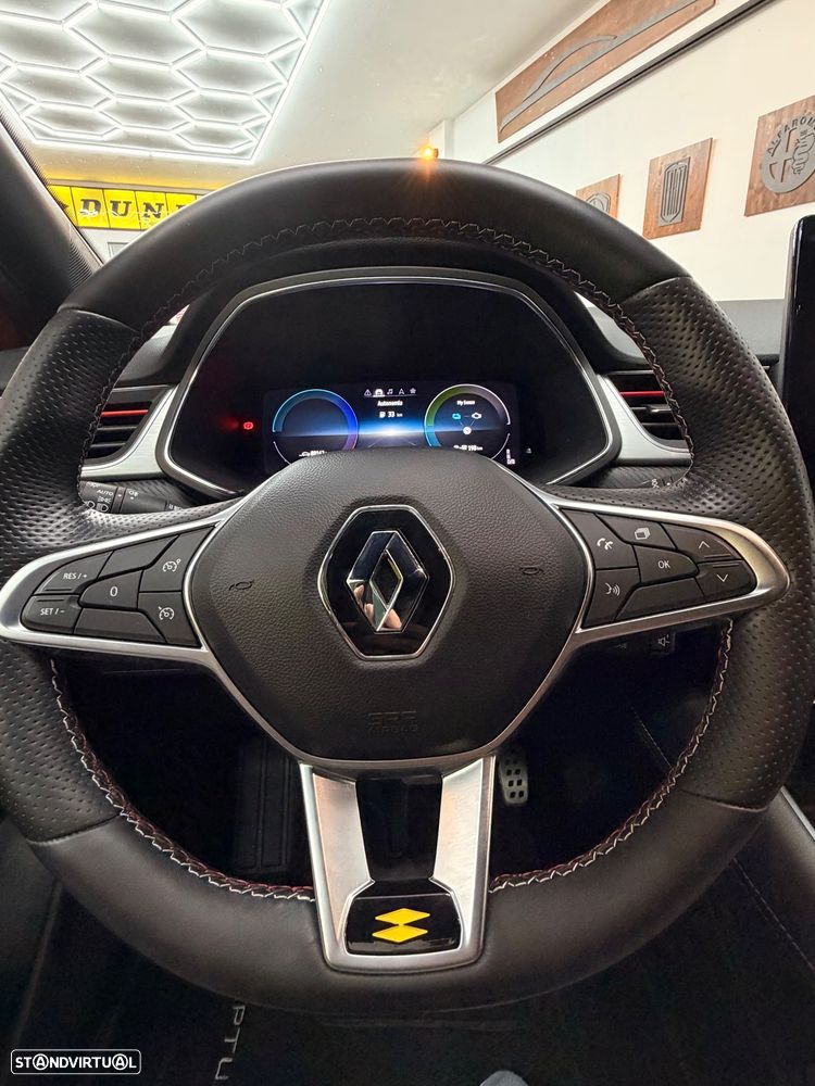 Renault Captur 1.6 E-Tech Plug-In RS Line - 39
