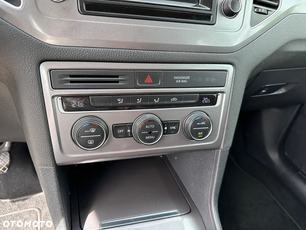 Volkswagen Golf Sportsvan - 14