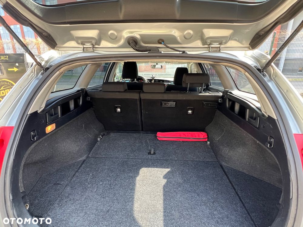 Toyota Auris - 11