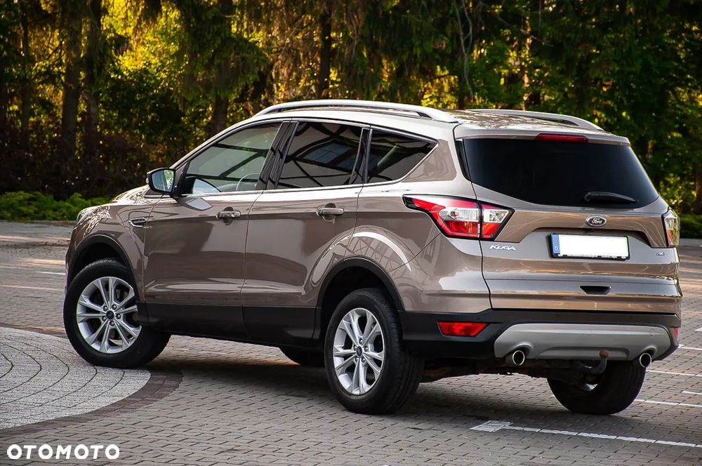 Ford Kuga 2.0 TDCi AWD Titanium - 12
