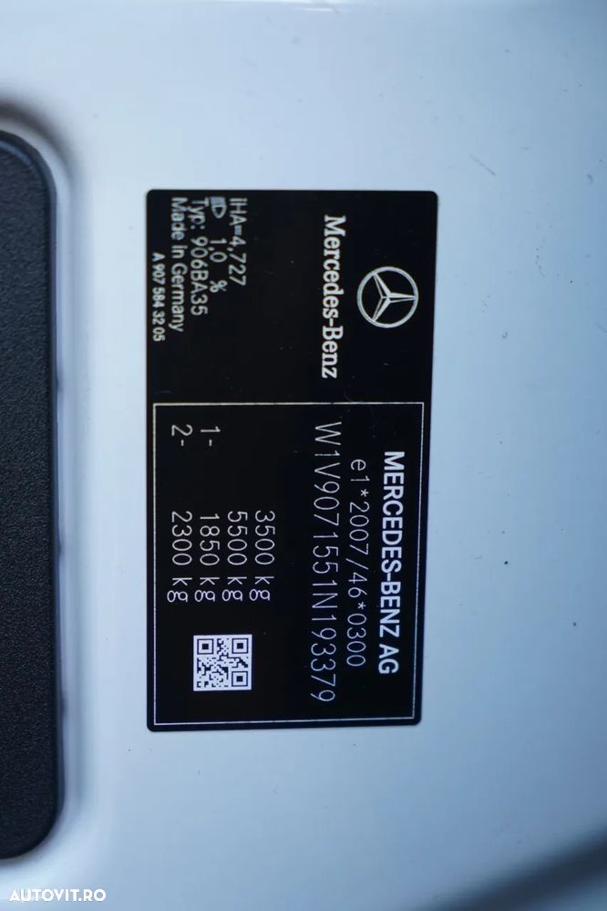 Mercedes-Benz SPRINTER 315 CDI / CONTAINER 4.4 M / 750 KG LIFT / TWIN / IMPORTAT - 31