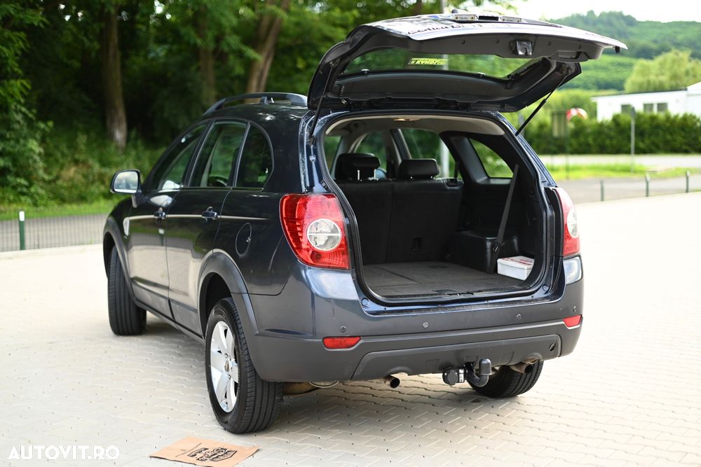 Chevrolet Captiva 2.0 4WD 7 Sitzer Automatik LT Exclusive - 12