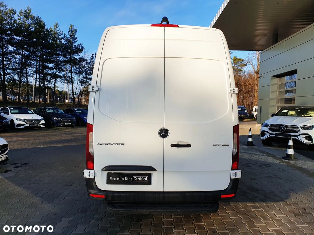 Mercedes-Benz SPRINTER 317 - 18