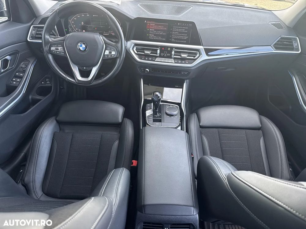 BMW Seria 3 330e Aut. Sport Line - 25