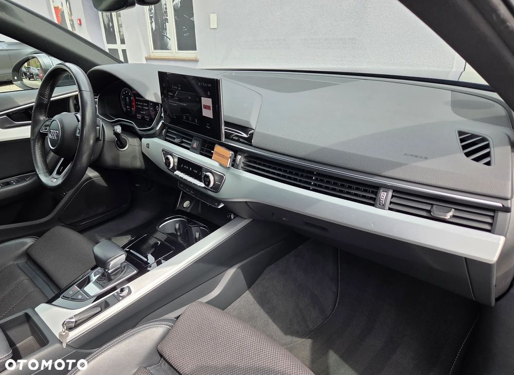 Audi A4 Avant 35 TFSI S tronic S line - 15