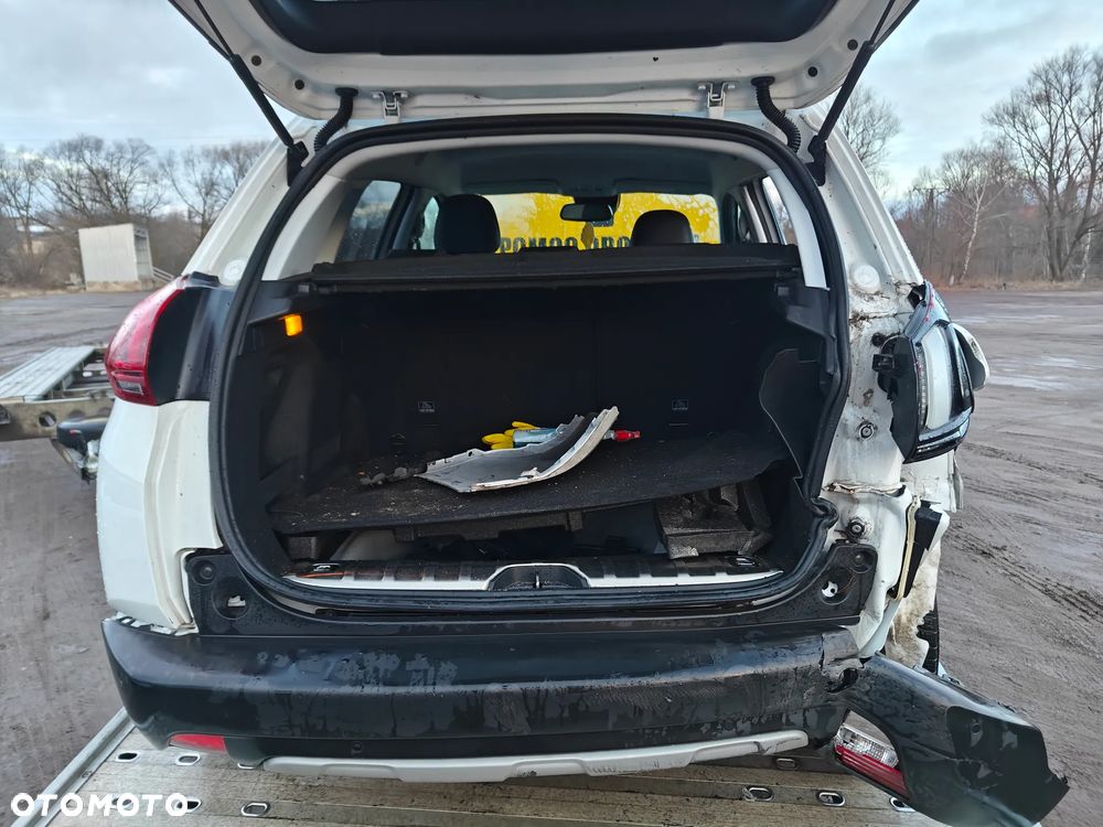 Peugeot 2008 PureTech 110 GPF Stop&Start EAT6 Allure - 14