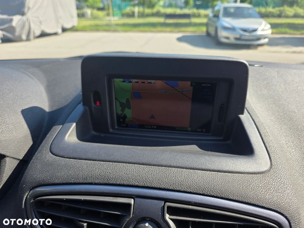 Renault Clio 1.2 TCE Authentique - 13