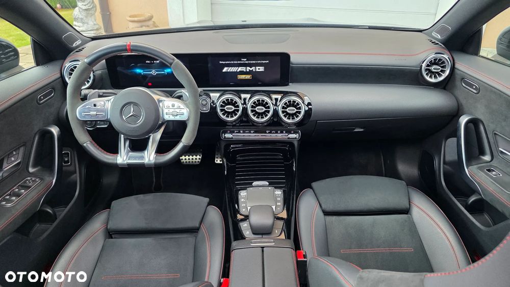 Mercedes-Benz CLA AMG 35 4-Matic 7G-DCT - 25