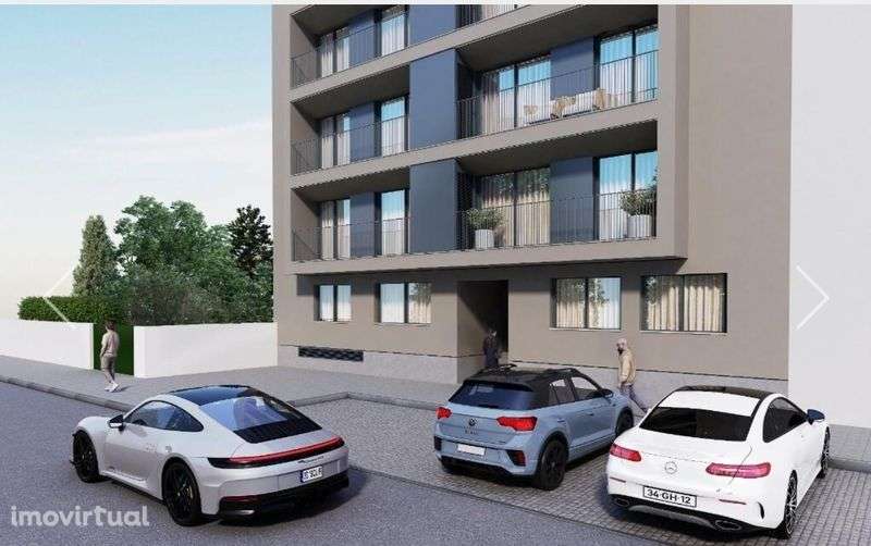 T1 com garagem, varanda e arrumos - Grande imagem: 3/12