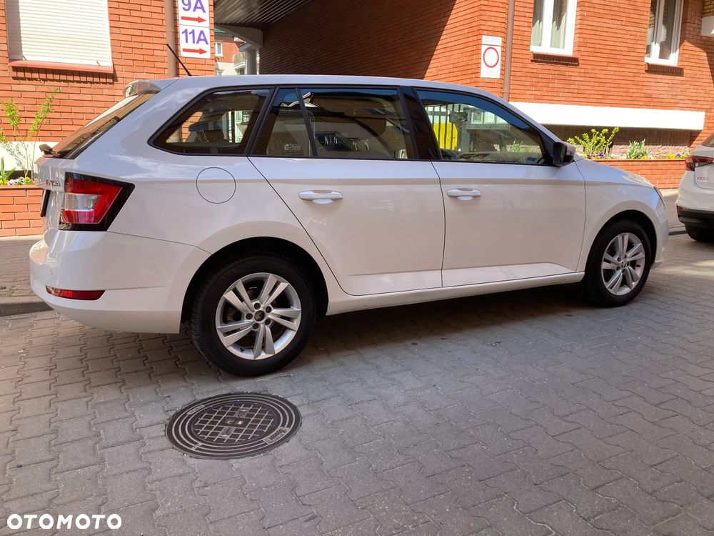 Skoda Fabia 1.0 TSI Ambition - 1