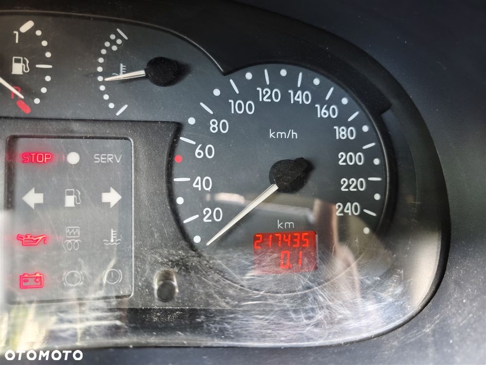 Renault Clio 1.2i MTV - 11
