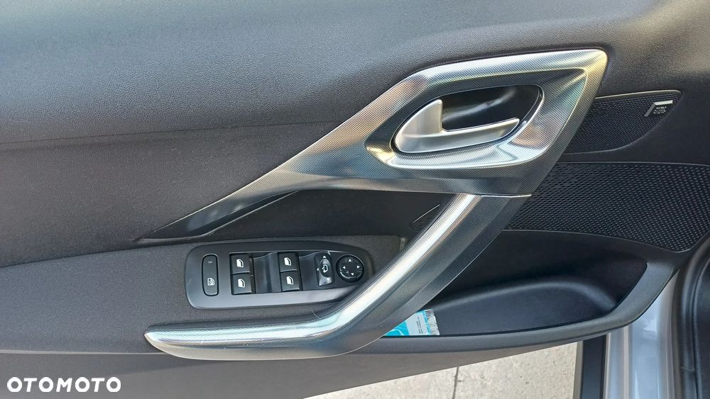 Peugeot 2008 PureTech 110 Stop&Start Business-Line - 16
