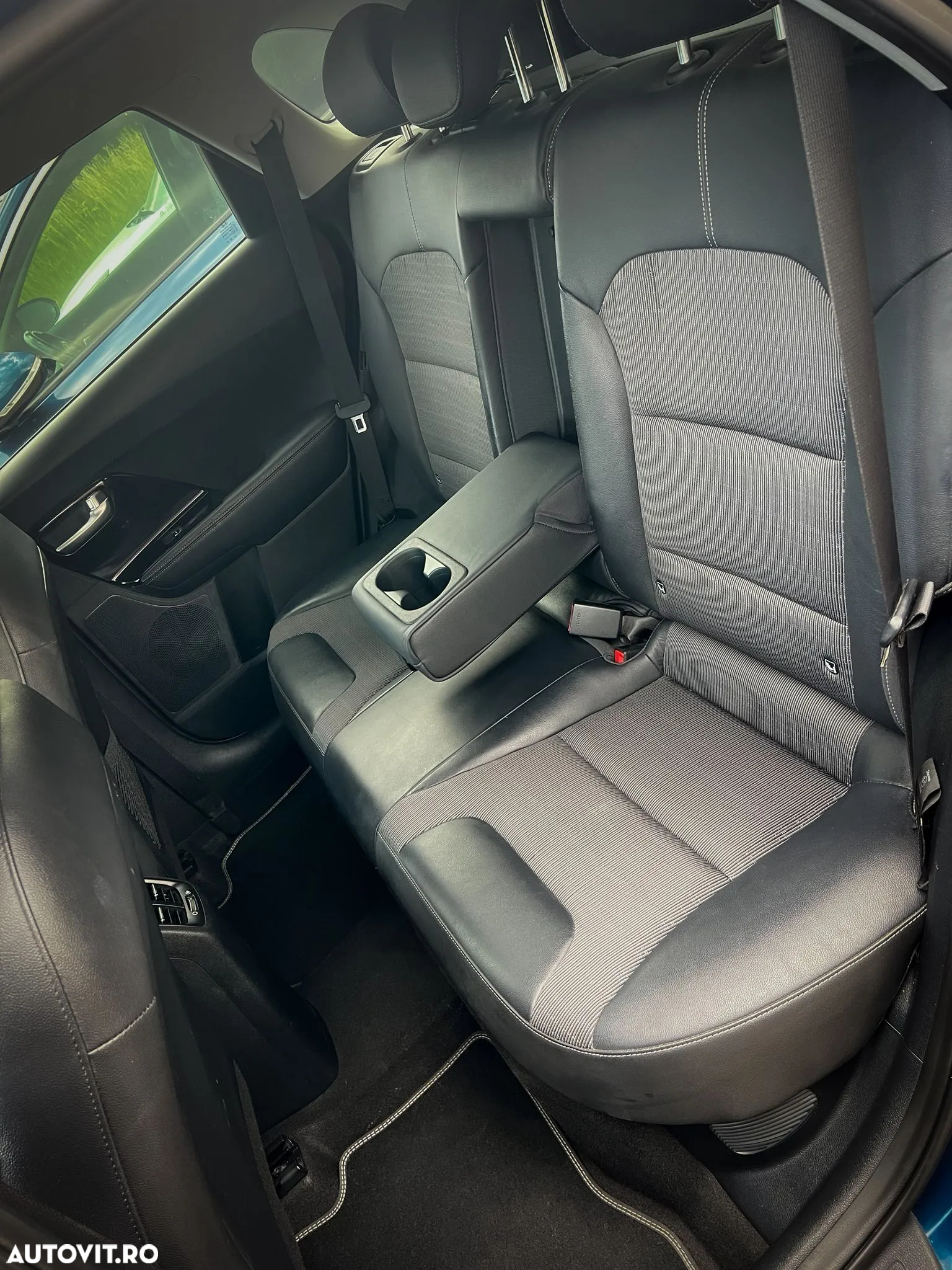 Kia Niro 1.6 GDI 6DCT HEV Premium - 10