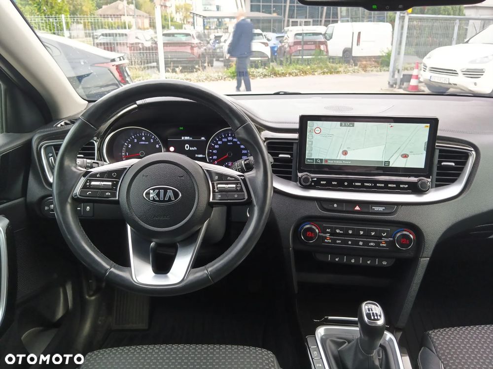 Kia XCeed 1.4 T-GDI L Business Line - 10