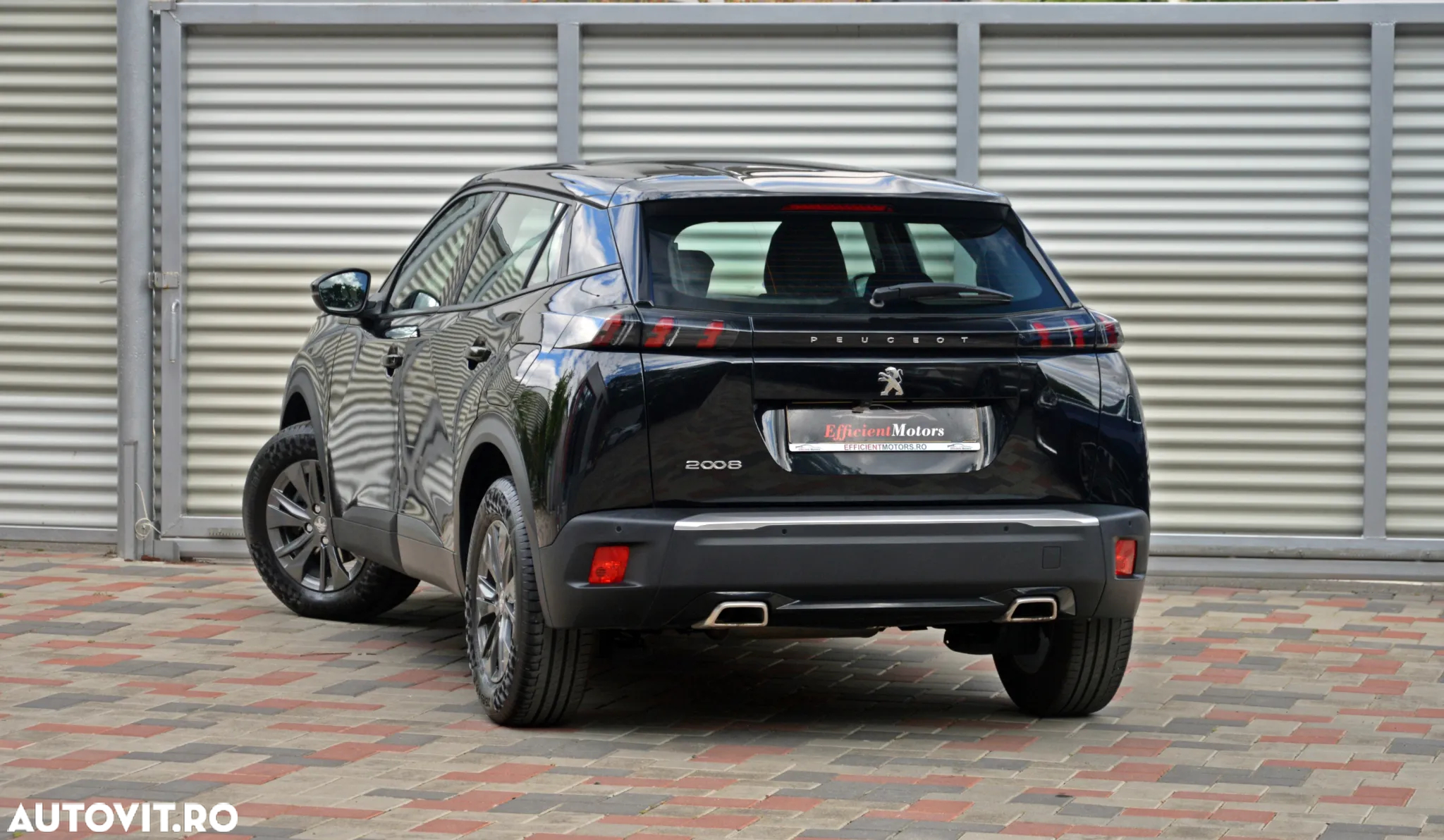 Peugeot 2008 PureTech 130 EAT8 Allure - 4