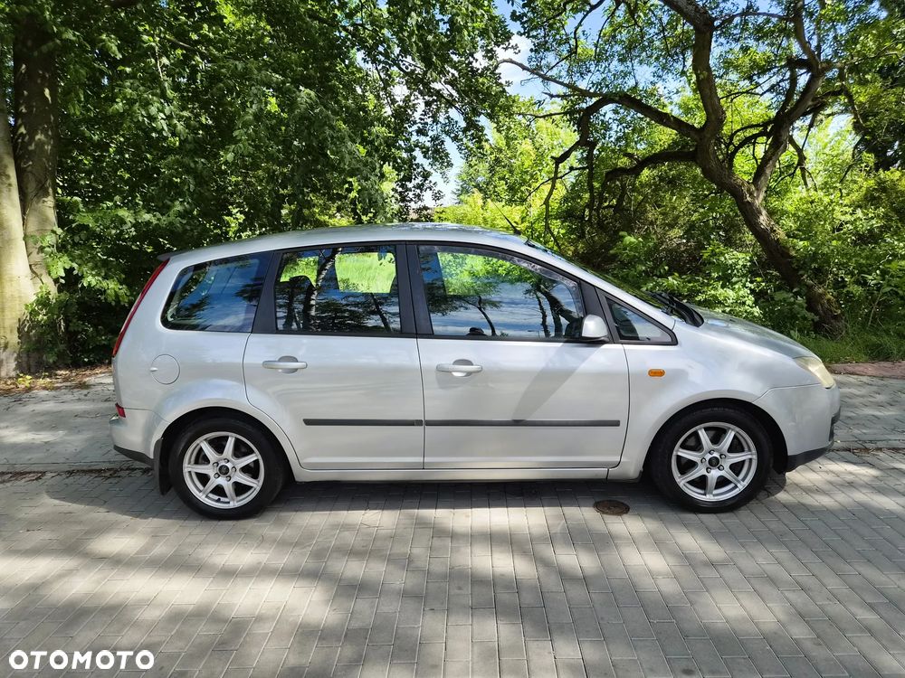 Ford Focus C-Max - 32