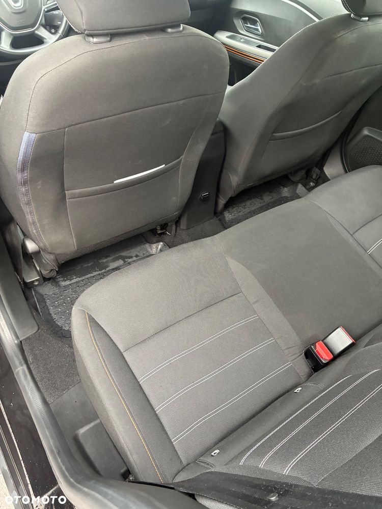 Dacia Sandero - 7