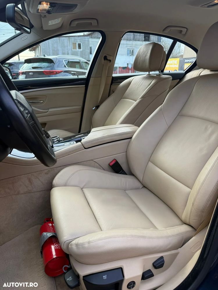 BMW Seria 5 525d Aut. - 19