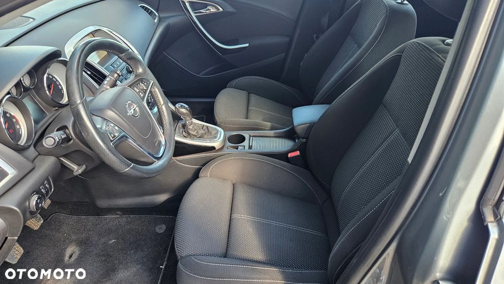 Opel Astra 1.4 T Cosmo - 15