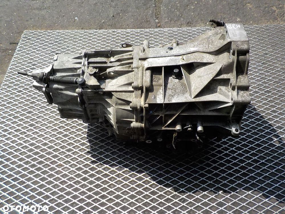 AUDI A4 B7 SKRZYNIA BIEGÓW HJB - 1