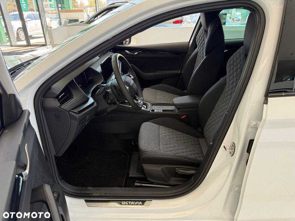 Skoda Octavia 1.5 TSI mHEV Sportline DSG - 11