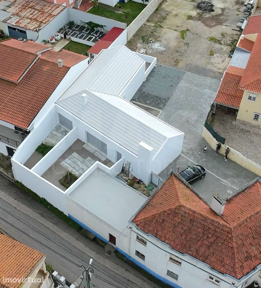 Moradia Térrea T2 com Logradouro e Estacionamento | Lourinhã - Grande imagem: 2/18