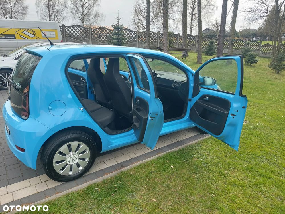 Volkswagen up! United - 12